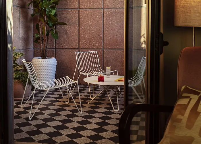 The Hoxton, Hotell 4*