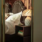 The Hoxton, 4*