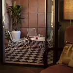The Hoxton, Hotell 4*