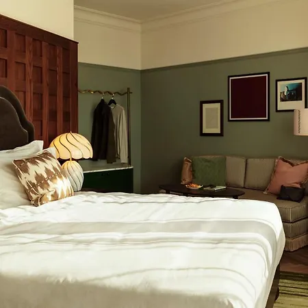 The Hoxton, 4* Rzym