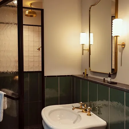 The Hoxton, Szálloda 4*