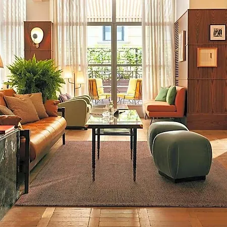 The Hoxton, Hotel