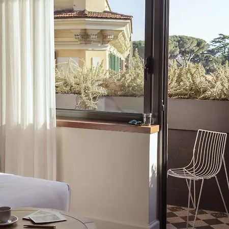 The Hoxton, Hotel 4*