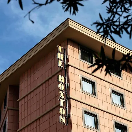 The Hoxton, 酒店